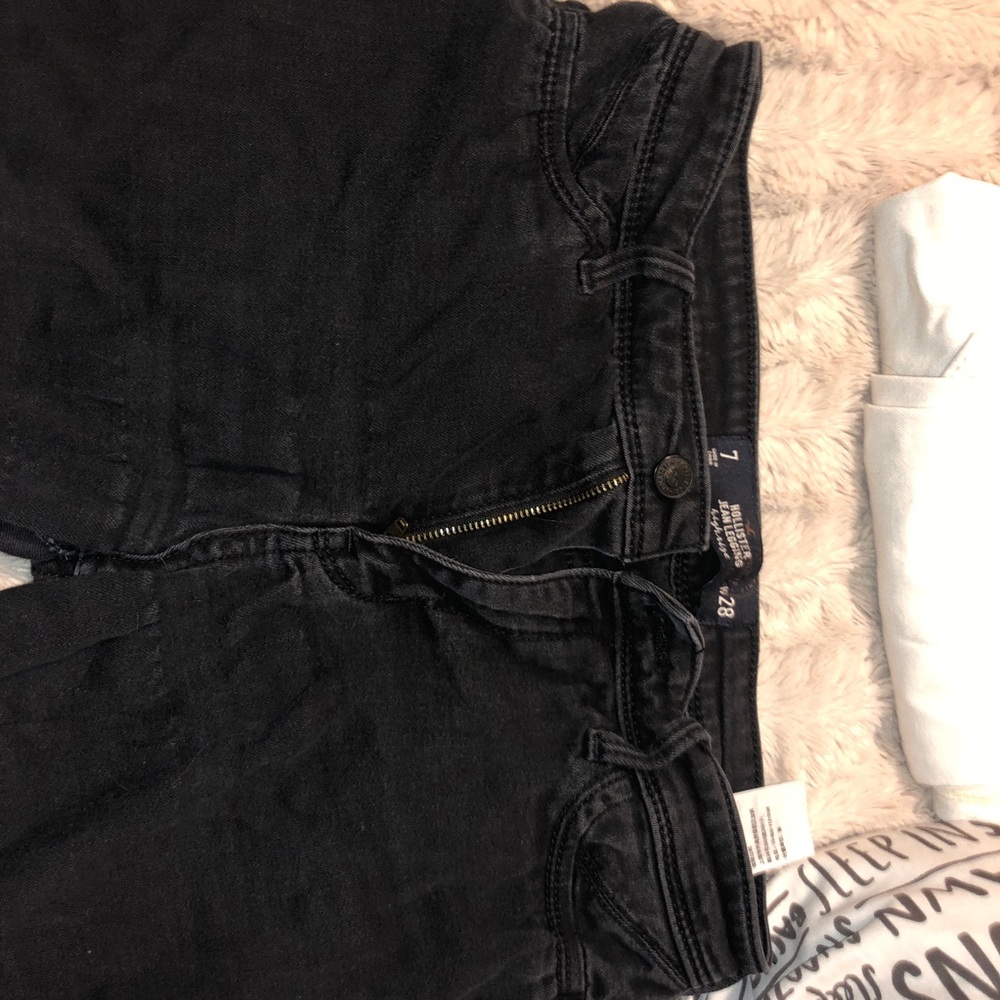 Black hollister jeans